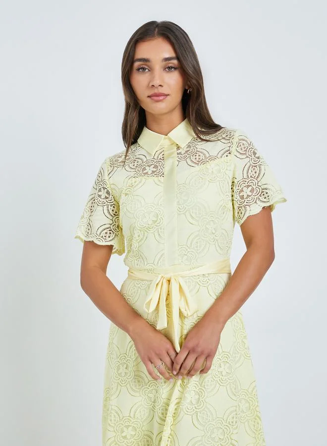 ستايلي فستان طويل بنمط قميص من الدانتيل